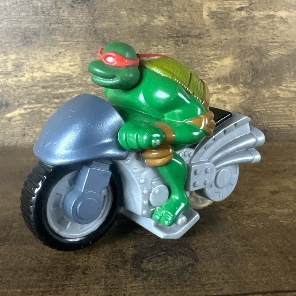 2003 Teenage Mutant Ninja Turtles Raphael 3.5" Long Burger King Kid's Meal TMNT
